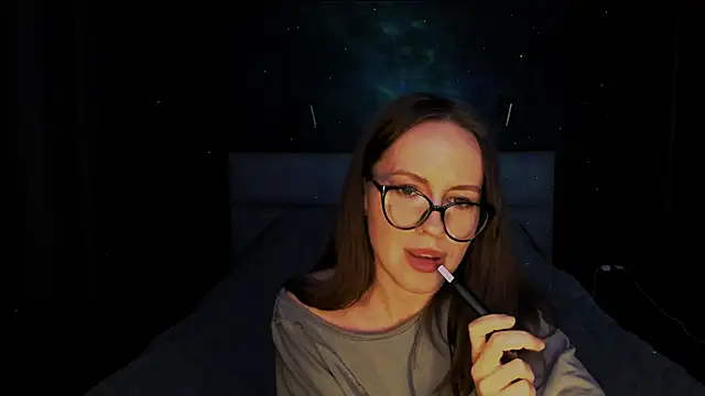 Snapshot of North_baby chatting on 11.03.25 North baby online show from 11.03.25