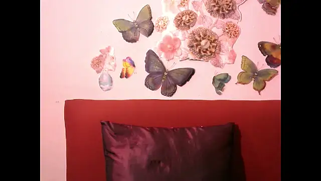 Snapshot of Indiansexydimples chatting on 10.29.25 Indiansexydimples online show from 10.29.25