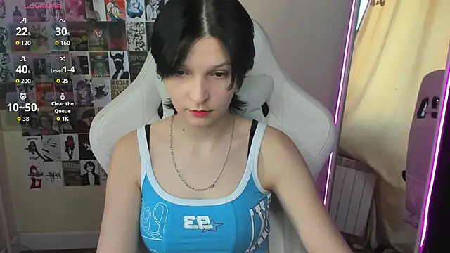 Snapshot of AudreyyKim chatting on 10.15.25 AudreyyKim online show from 10.15.25