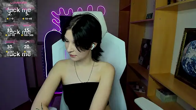 Snapshot of AudreyyKim chatting on 11.02.25 AudreyyKim online show from 11.02.25