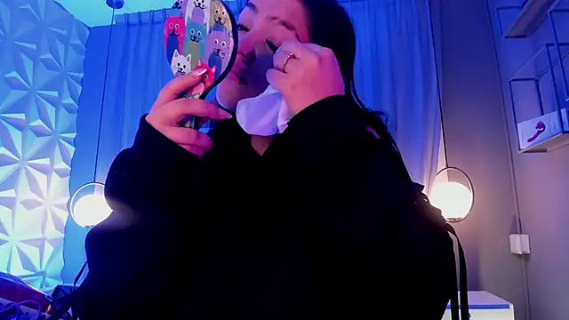 MAGIC TESSA online show from 12.05.25