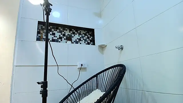 keila hott20 online show from 10.09.25