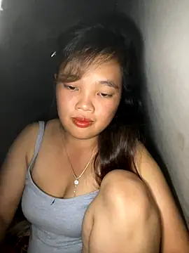 Snapshot of delwyn- chatting on 09.11.25 delwyn- online show from 09.11.25