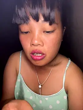 Snapshot of delwyn- chatting on 09.12.25 delwyn- online show from 09.12.25