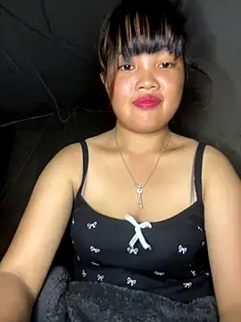 Snapshot of delwyn- chatting on 09.29.25 delwyn- online show from 09.29.25