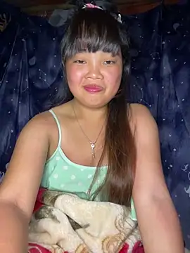 Snapshot of delwyn- chatting on 10.26.25 delwyn- online show from 10.26.25