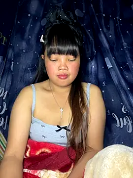 Snapshot of delwyn- chatting on 11.01.25 delwyn- online show from 11.01.25