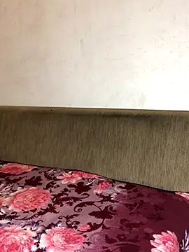 Snapshot of funcouplesl chatting on 11.16.25 funcouplesl online show from 11.16.25