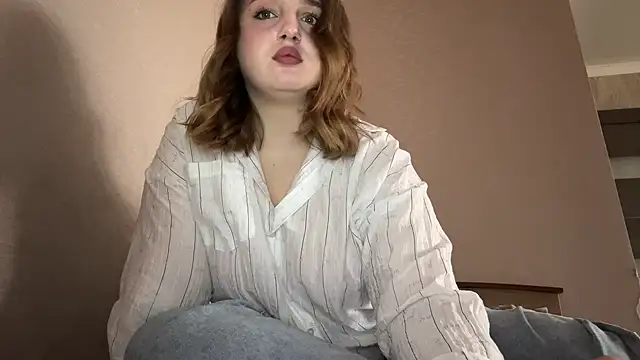 IvyGlimpse online show from 09.12.25