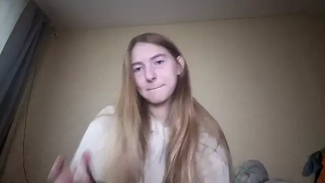 Nymera flare online show from 11.04.25