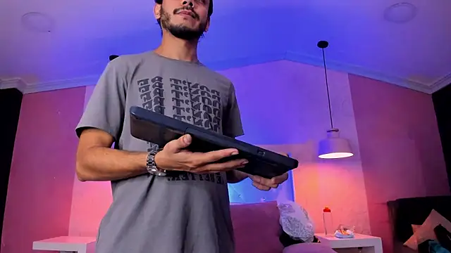 Boss Domiinator online show from 02.28.26