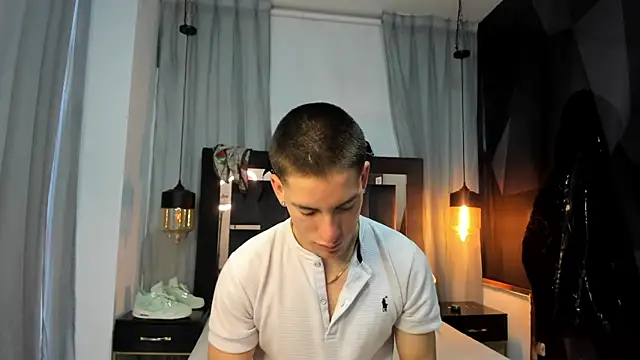 HunterHeat  online show from 01.17.26