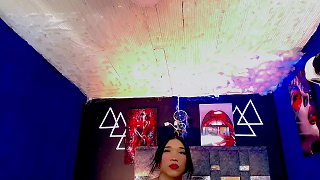 FernnandaLuxure online show from 09.15.25