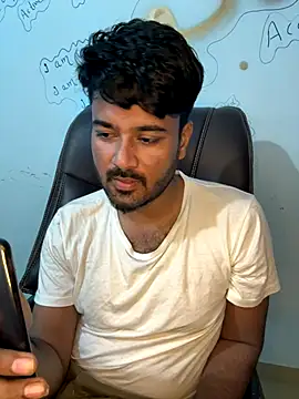 MeekBatgirl online show from 10.11.25