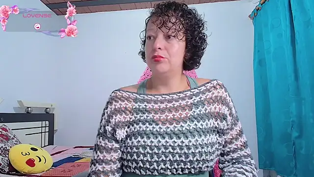 Snapshot of Miss_Oriana chatting on 10.09.25 Miss Oriana online show from 10.09.25