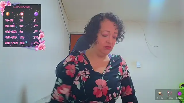 Miss Oriana online show from 11.20.25