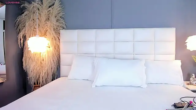 AnastasiaBlare online show from 12.18.25