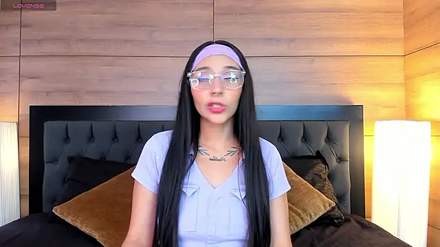 Roseaurora online show from 03.24.26