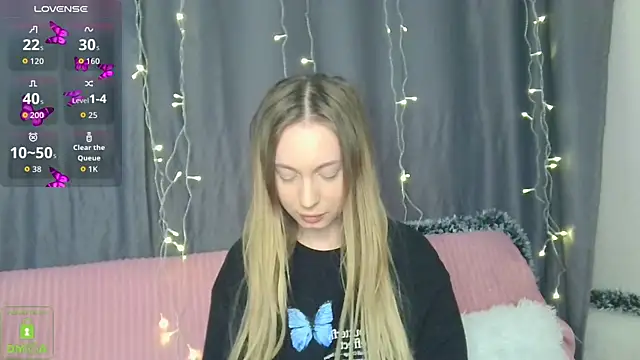 BabbbyFoxxx online show from 01.10.26