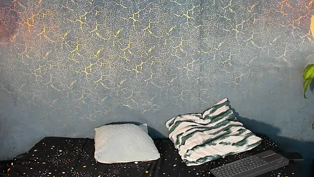 zorre  online show from 10.14.25