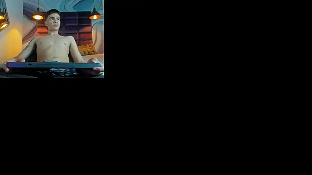 Casper White  online show from 09.16.25