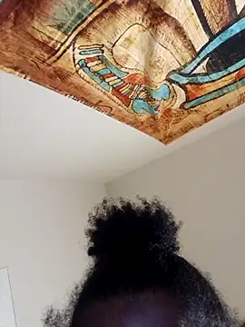 CREAMYASSNAEE online show from 09.24.25