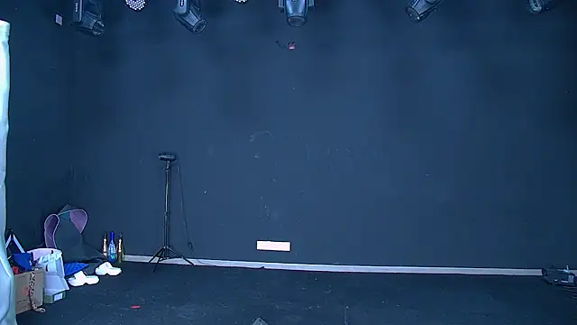 Emeralds Girls online show from 11.08.25