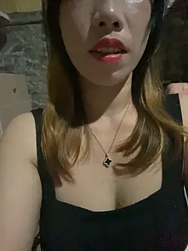 Snapshot of Rio-sexy chatting on 11.13.25 Rio-sexy online show from 11.13.25