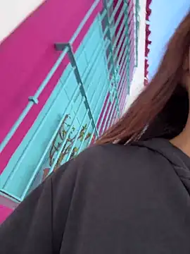 Snapshot of Clavelnegro chatting on 11.14.25 Clavelnegro online show from 11.14.25