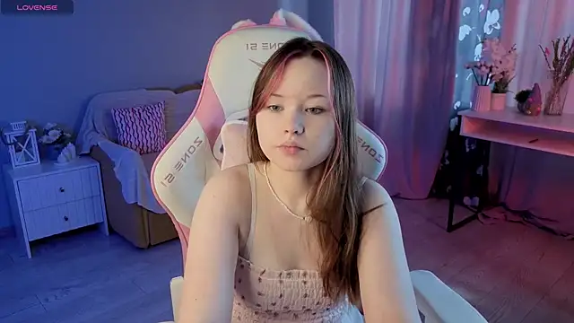 Snapshot of Sweetie_Hope chatting on 09.28.25 Sweetie Hope online show from 09.28.25