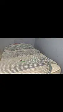 badlove42 online show from 11.28.25