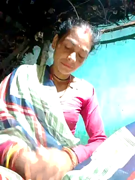 Snapshot of H_seema chatting on 09.22.25 H seema online show from 09.22.25