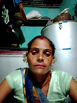 Snapshot of H_seema chatting on 09.30.25 H seema online show from 09.30.25