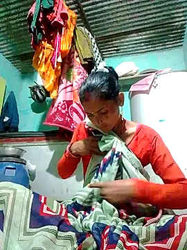 Snapshot of H_seema chatting on 10.08.25 H seema online show from 10.08.25