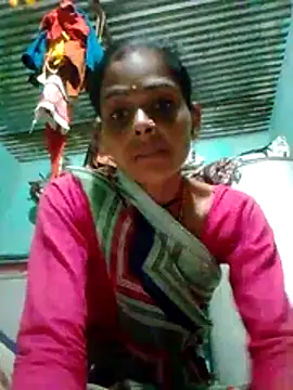 Snapshot of H_seema chatting on 10.16.25 H seema online show from 10.16.25
