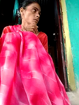 Snapshot of H_seema chatting on 11.02.25 H seema online show from 11.02.25