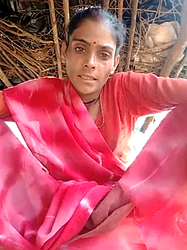 Snapshot of H_seema chatting on 11.05.25 H seema online show from 11.05.25