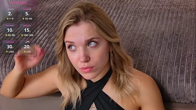 Snapshot of AlisaMyers chatting on 09.22.25 AlisaMyers online show from 09.22.25