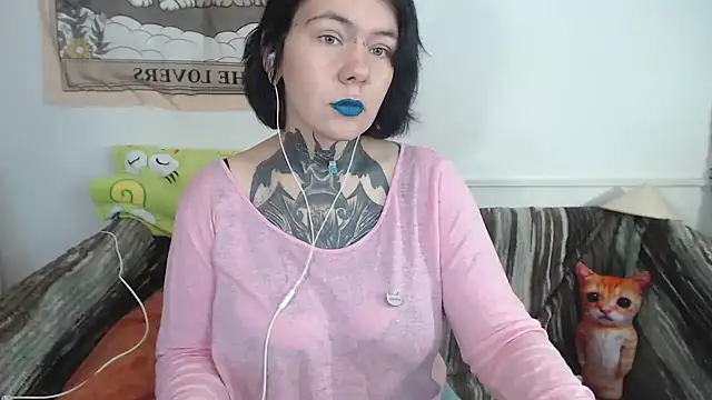 The ICE woman online show from 09.20.25