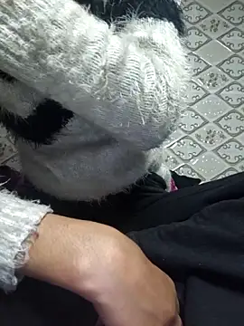 Aidakhan1212 online show from 12.16.25