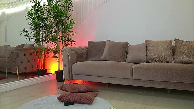 TifannyRay online show from 05.16.26