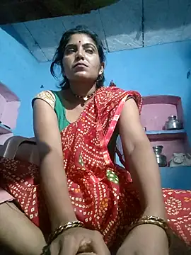 Snapshot of LUCKY_cut chatting on 09.28.25 LUCKY cut online show from 09.28.25