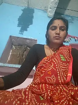 Snapshot of LUCKY_cut chatting on 09.30.25 LUCKY cut online show from 09.30.25