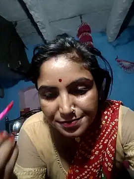 Snapshot of LUCKY_cut chatting on 10.01.25 LUCKY cut online show from 10.01.25