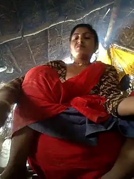 Snapshot of LUCKY_cut chatting on 11.05.25 LUCKY cut online show from 11.05.25