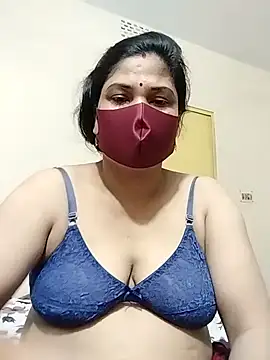 Nila Boudi online show from 09.21.25