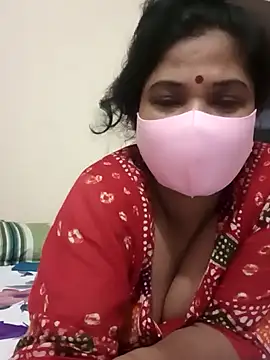 Nila Boudi online show from 09.21.25