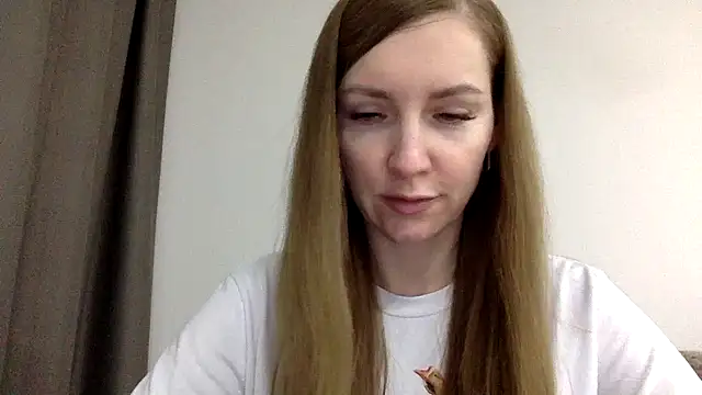 Varnyx online show from 12.20.25