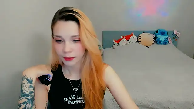 Kitten Alissa online show from 10.11.25