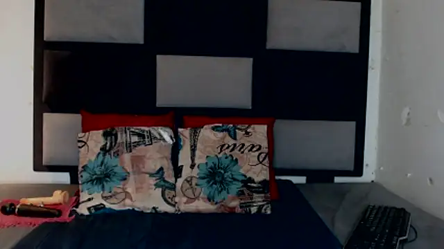 Freaky-boobs online show from 11.10.25